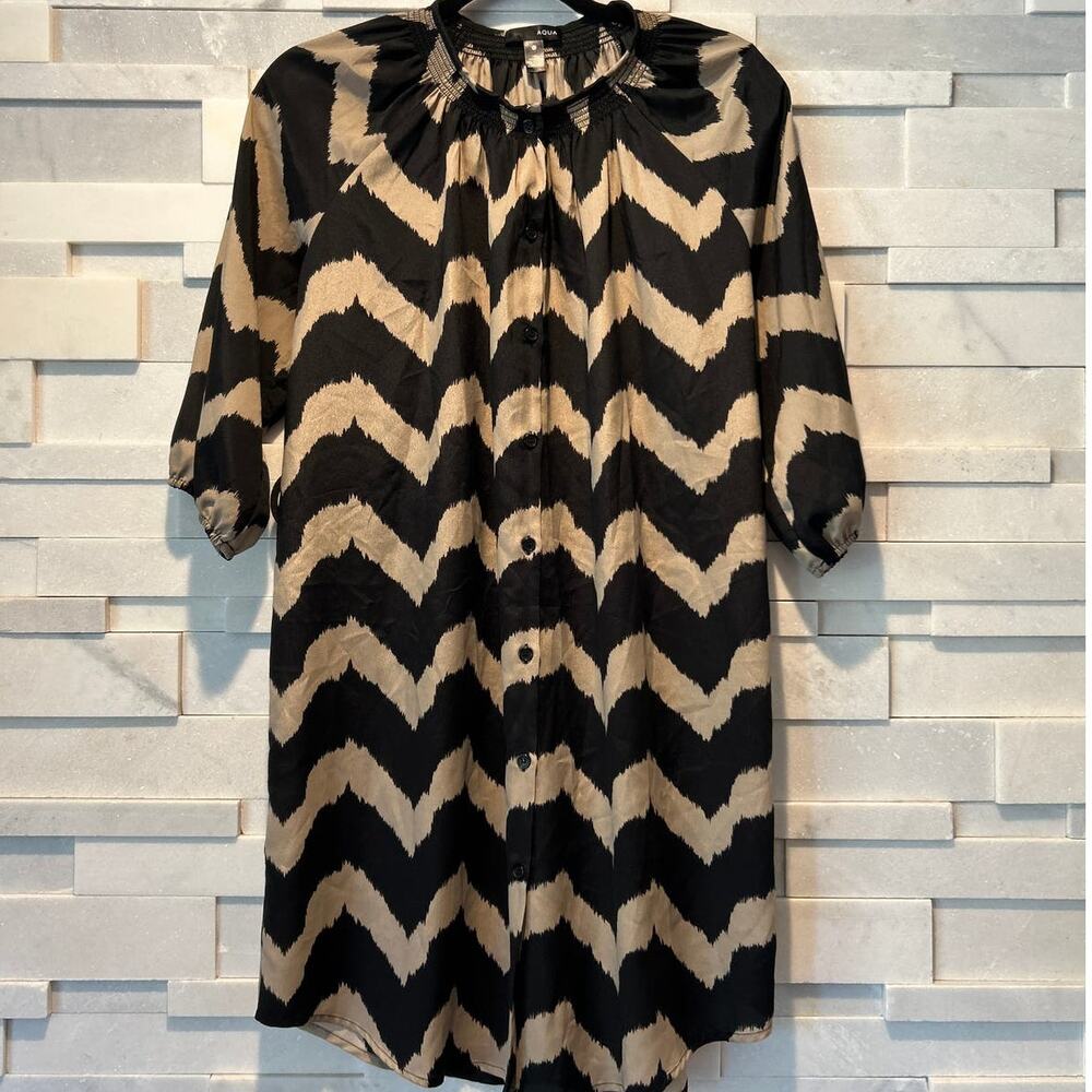 AQUA BLOOMINGDALES Zig Zag Black Beige Crew Neck Button Up Loose Tunic Dress M